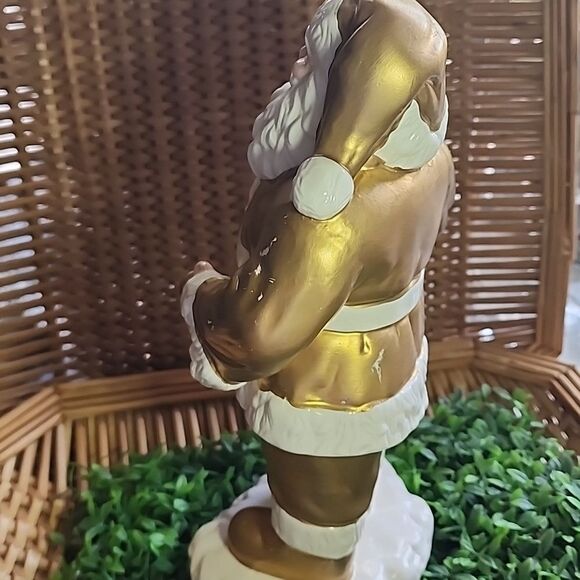 Vintage Matte Gold Tone Santa With Tree & Bell - Picture 9 of 12